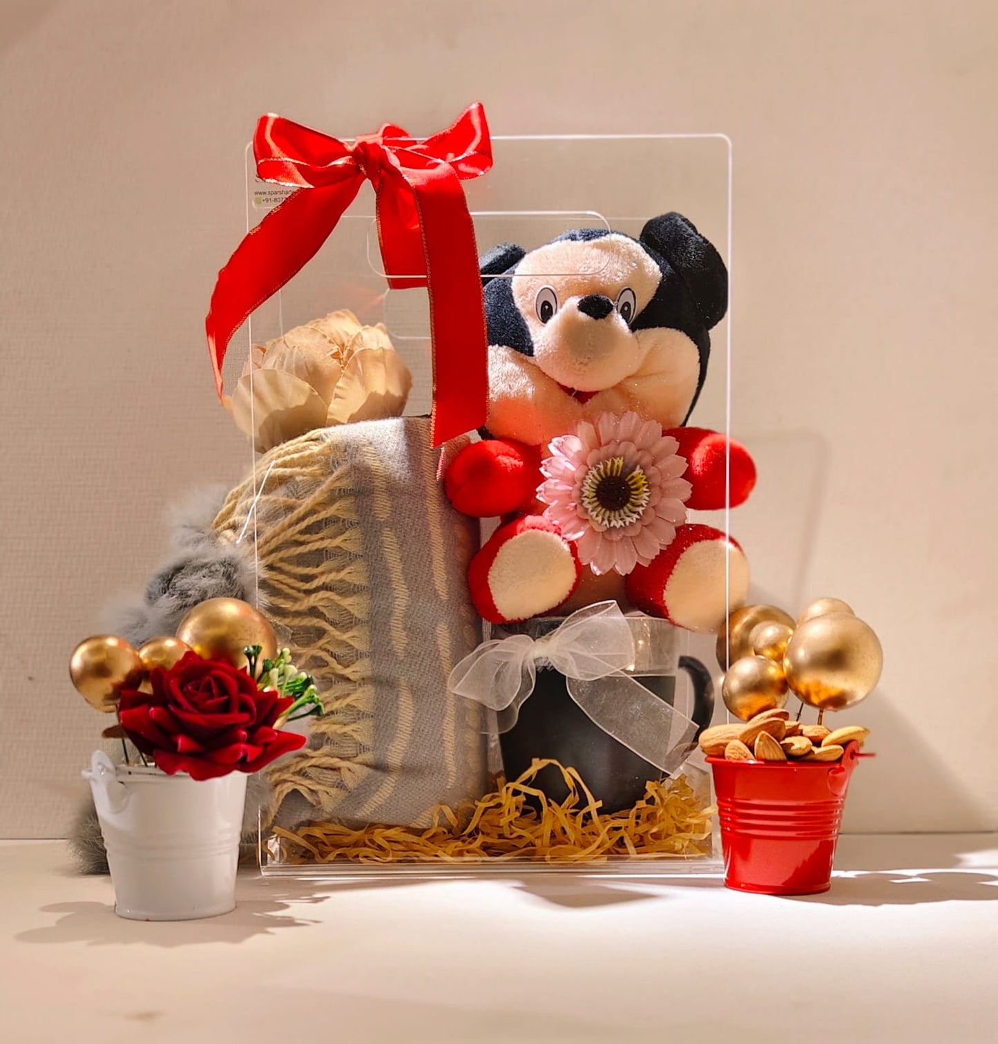 Acrylic Cozy Hamper
