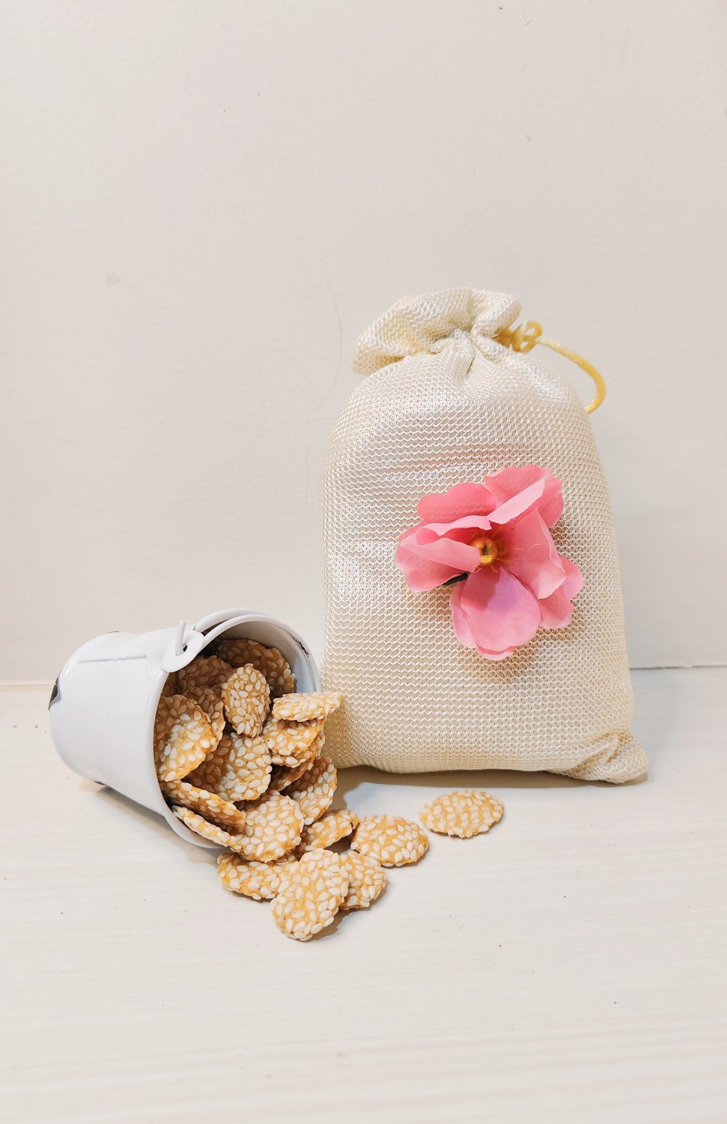 Lohri Bliss Gift Hamper Platter
