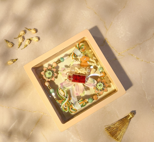 Bhaiya Bhabhi Floral Rakhi Set