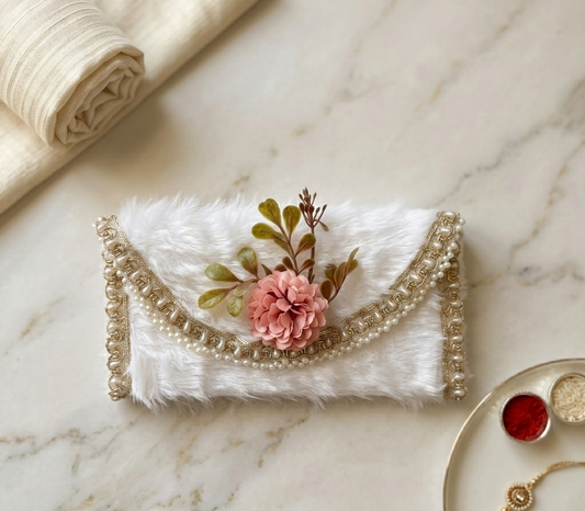 Fur Faric Envelope