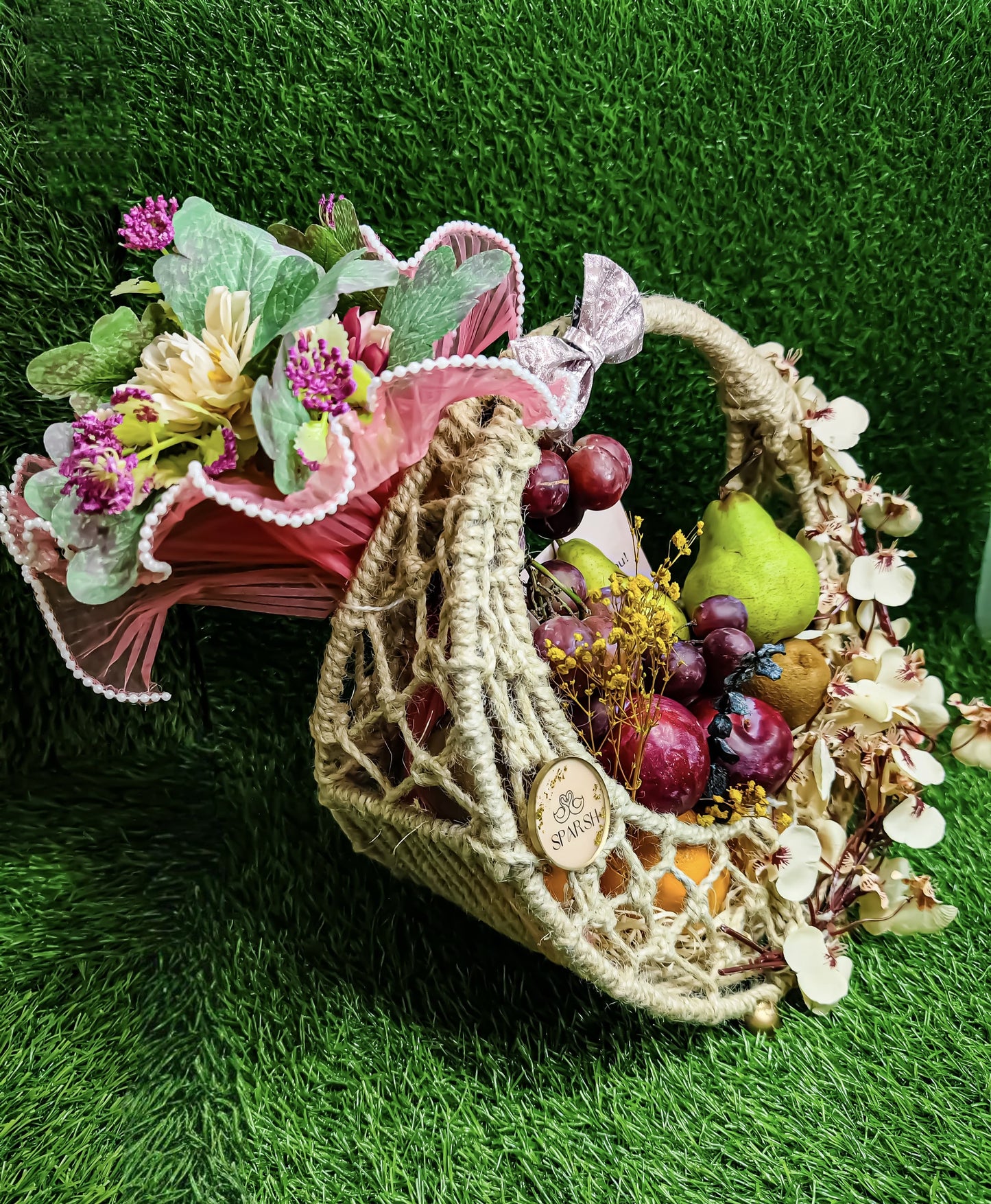 Bouquet Fruit Basket Hamper